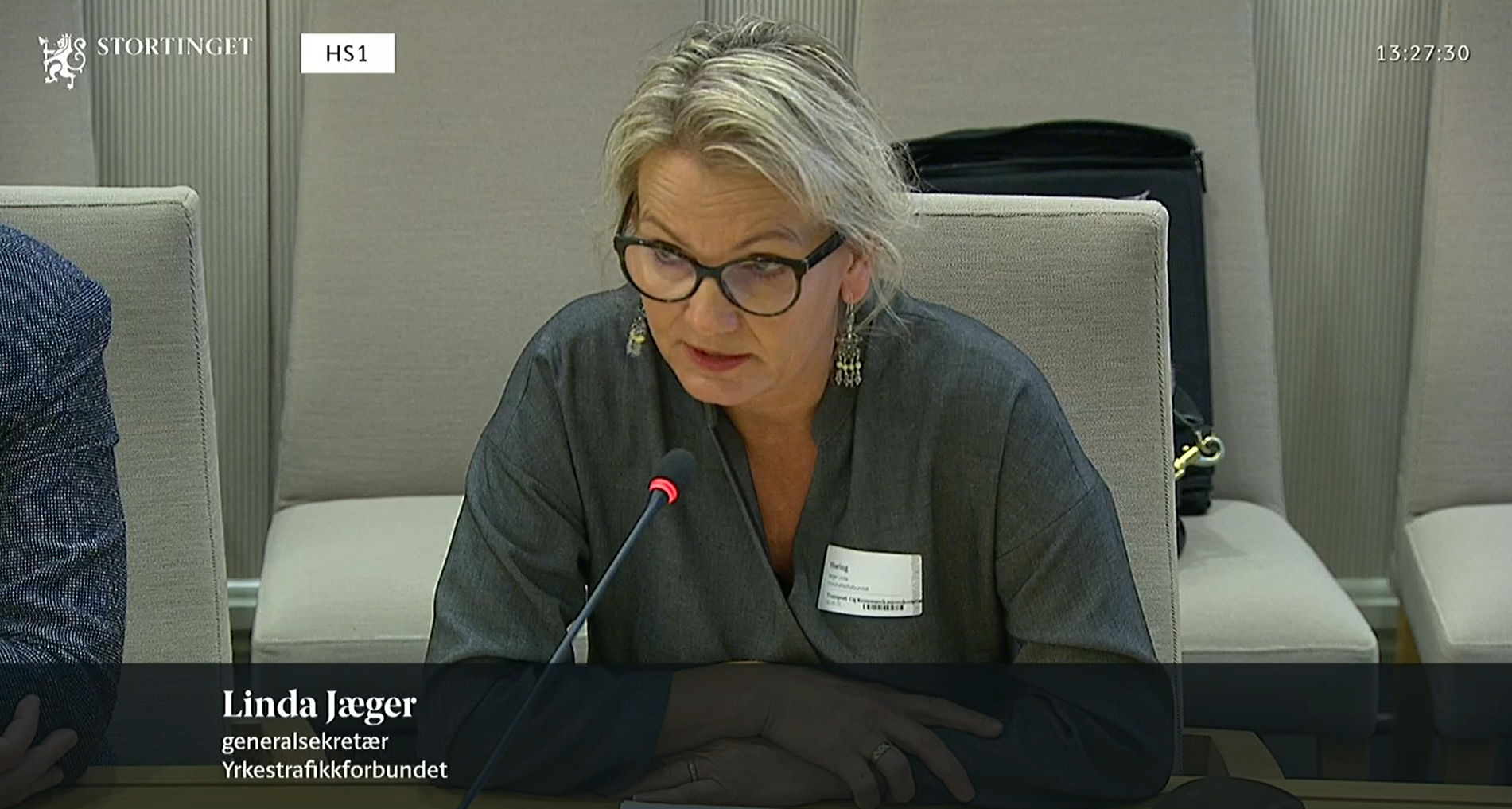 Generalsekretær Linda Jæger deltok i budsjetthøringen i Transport- og kommunikasjonskomitéen på Stortinget.